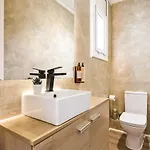 Group Ocean Apartment *