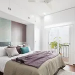 Group Ocean Apartment