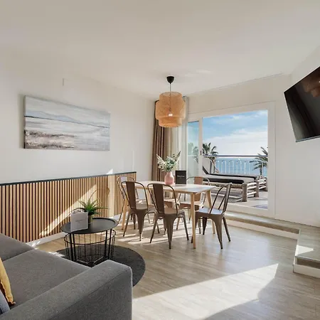 Group Ocean Apartment *