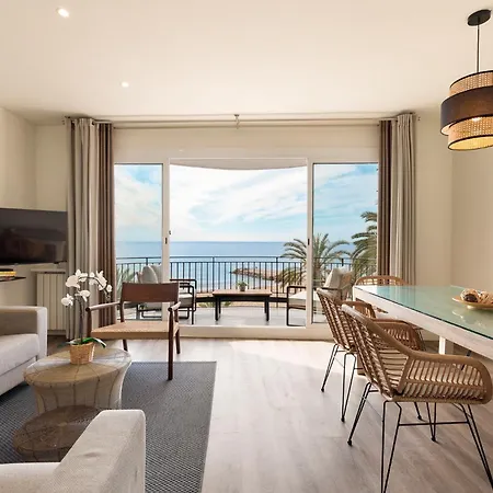 Group Ocean Apartment *