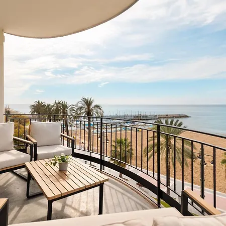 Group Ocean Apartment