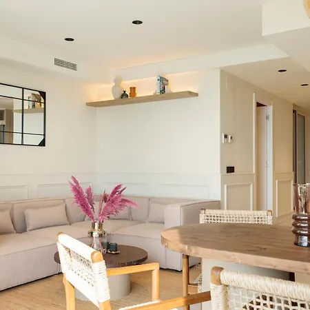 Apartment Group Ocean
