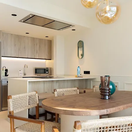 Group Ocean Apartment *