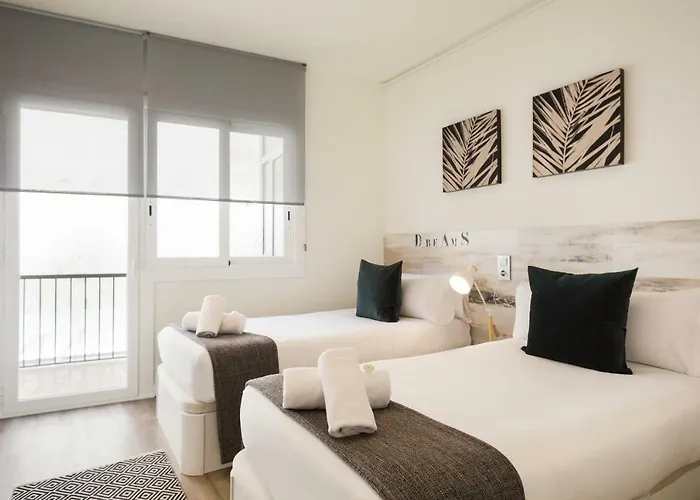 Group Ocean Сиджес