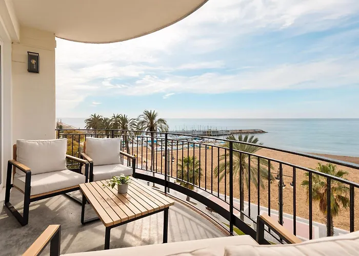 Group Ocean Apartment